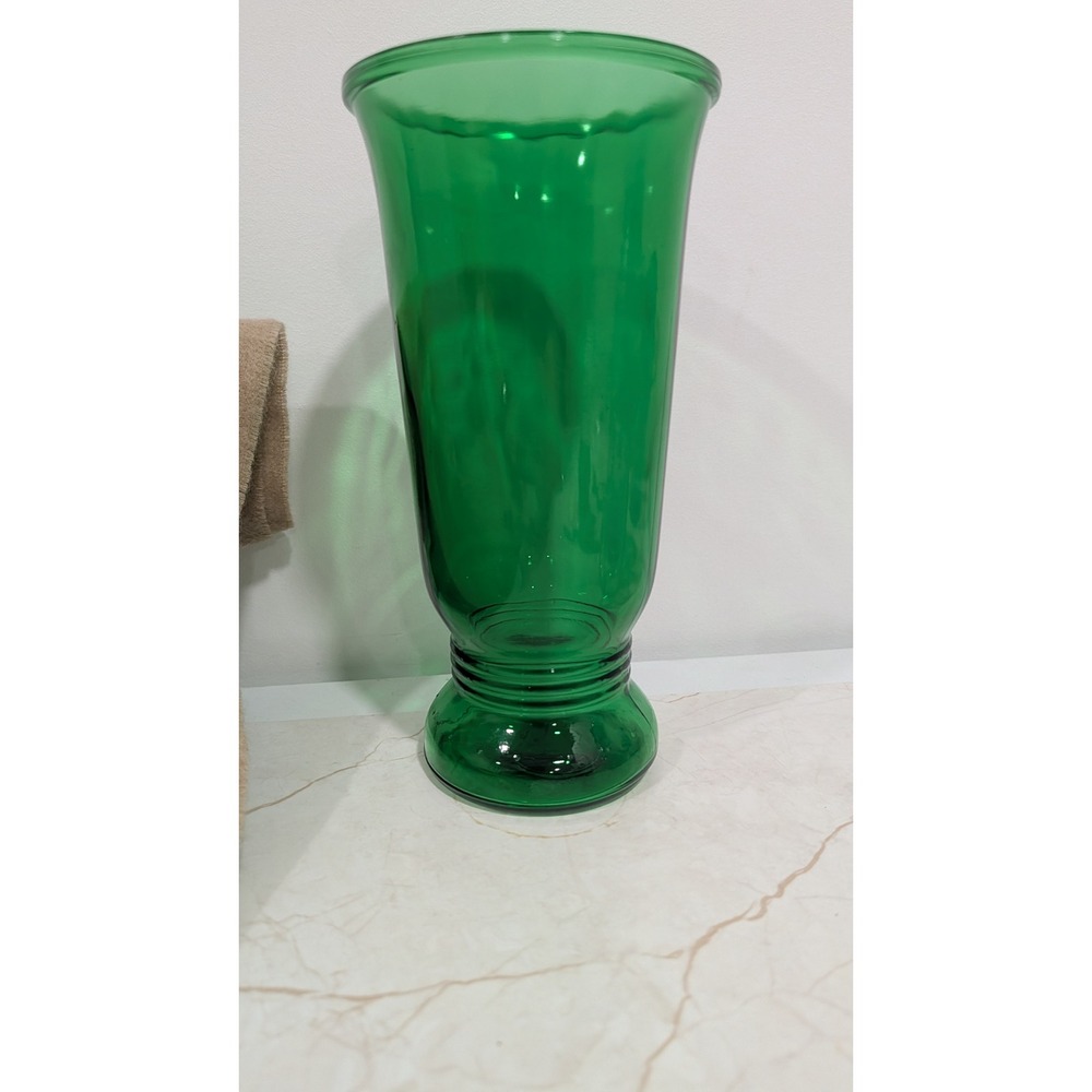 Vintage napco Emerald Green Glass Trumpet Vase Pedestal Base Made in USA 9.5 in